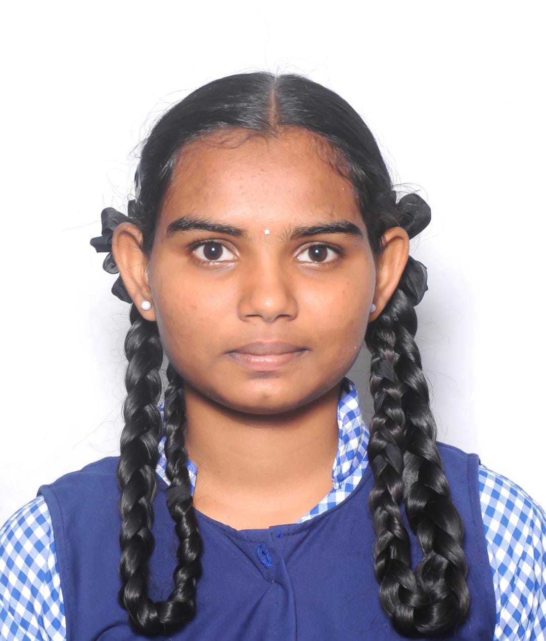 K Nandini  534/600